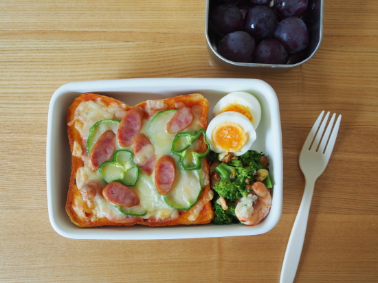 ピザトースト弁当 ごはんメモ